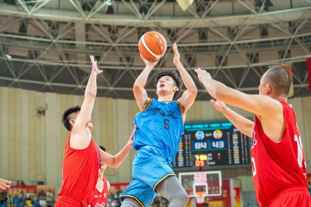 浙BA回顾：诸暨队五战全胜，夺得首个赛区冠军(诸暨举办新赛季cba)