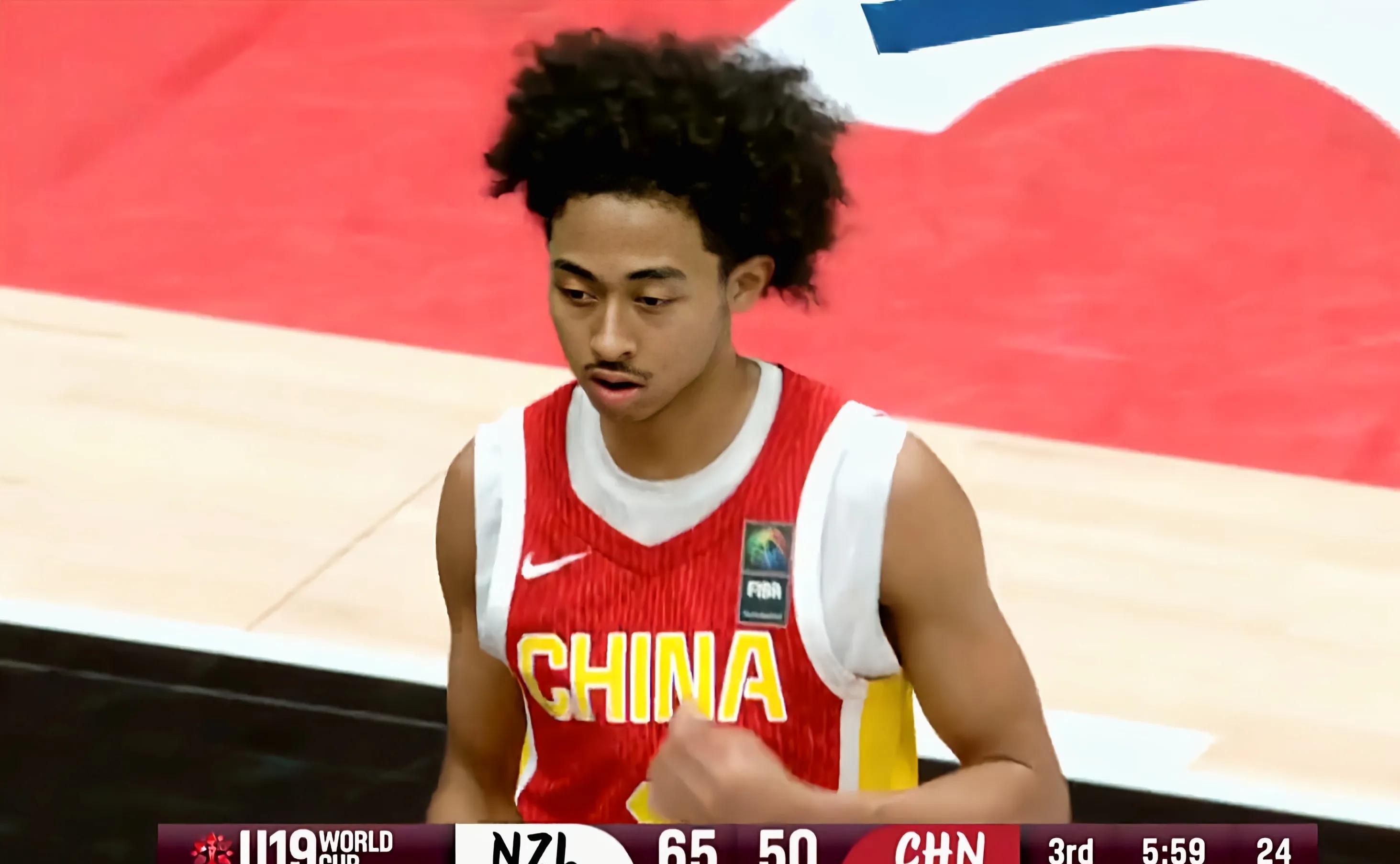 FIBA晒张博源赛场瞬间：期待中国U19男篮在世界杯有精彩表现(2025世俱杯赛程表完整版)